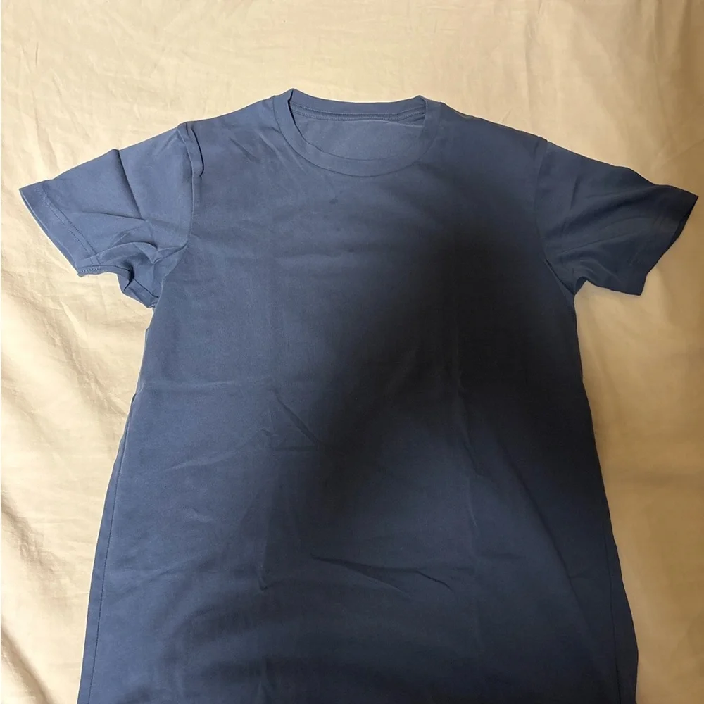 Uniqlo Men's Navy Short Sleeve Tee - Picture 1 of 3